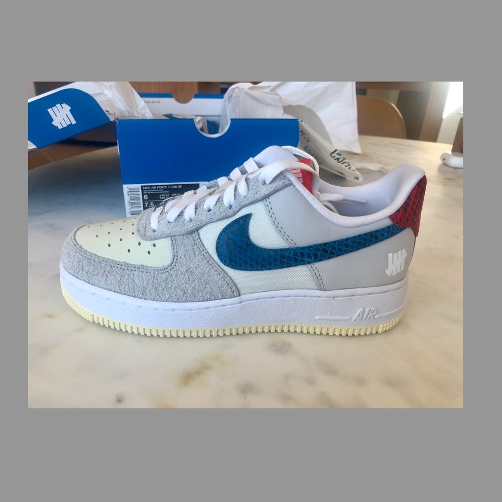 Nike Air Force 1 Low SP (5.5 M/7.5W)